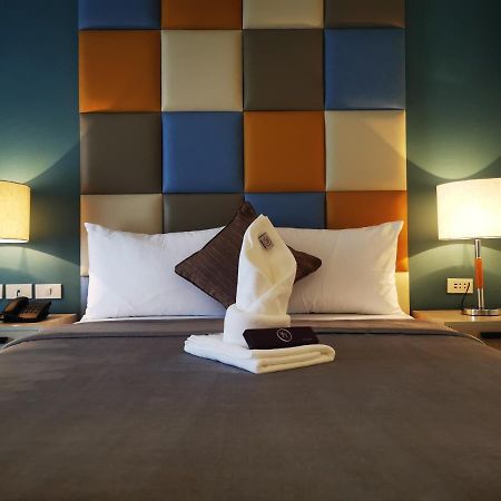 Yes Hotel Pandi Bulacan Bagian luar foto
