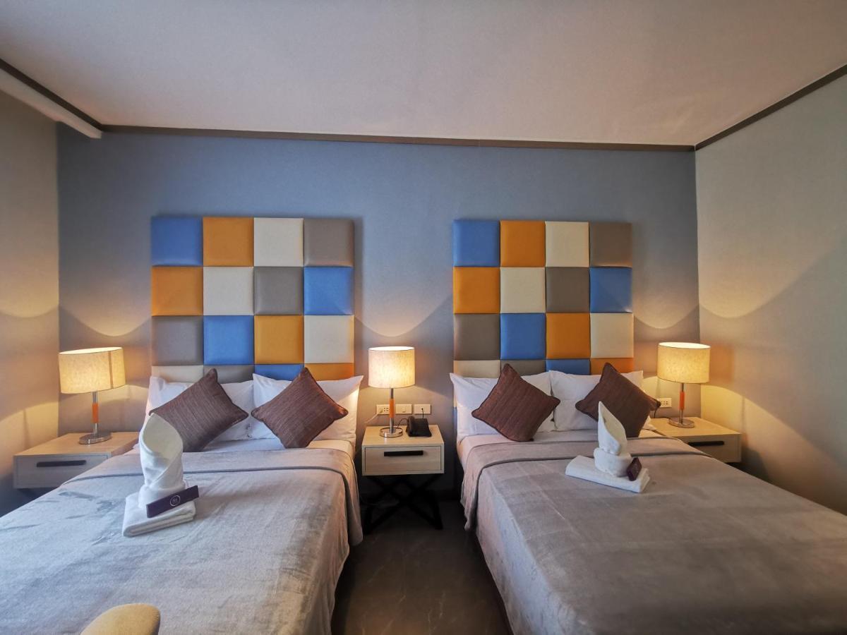 Yes Hotel Pandi Bulacan Bagian luar foto