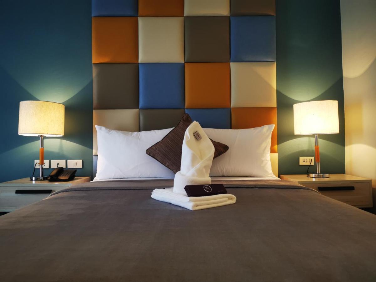 Yes Hotel Pandi Bulacan Bagian luar foto